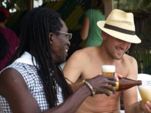 Surf_Ghana_Beer_break
